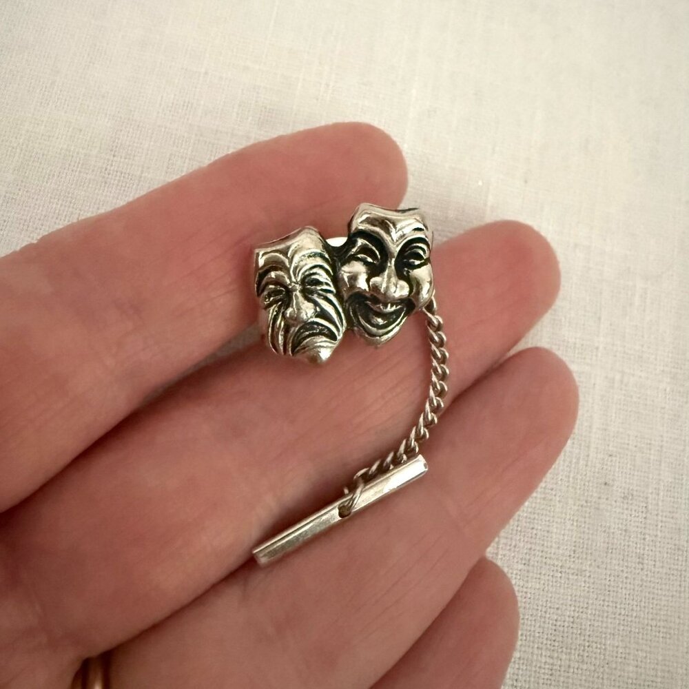 Vintage Theater Masks Tie Tack Pin .75in Silver Tone Drama Chain Toggle Bar - Picture 6 of 10